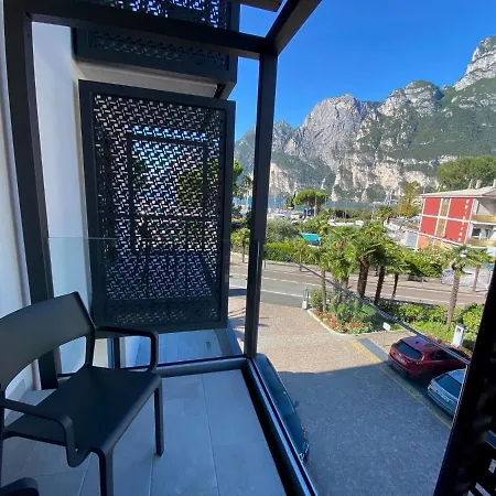 Hotel Front Mirage 4*