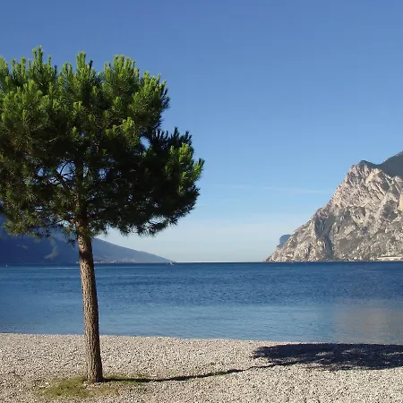 Front Mirage Hotel Riva del Garda
